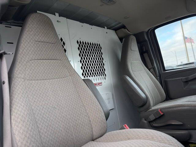 2017 Chevrolet Express 2500