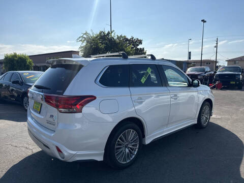 2019 Mitsubishi Outlander PHEV GT