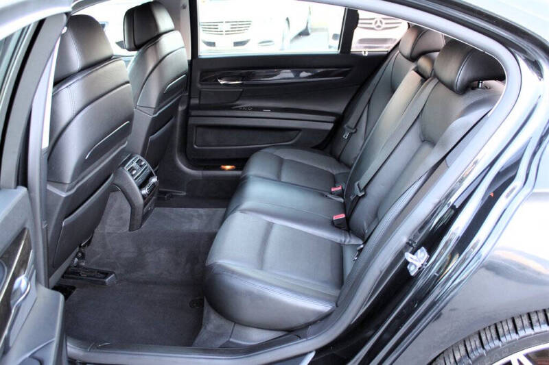 2012 BMW 7 Series 750Li