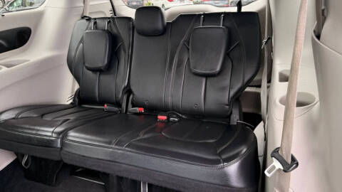 2018 Chrysler Pacifica Touring L