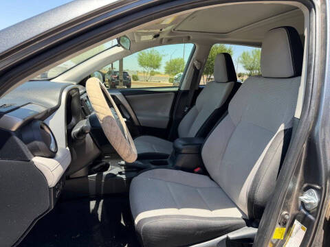 2017 Toyota RAV4 XLE