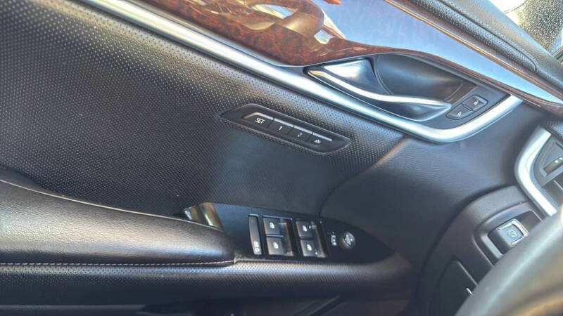 2014 Cadillac XTS Luxury Collection