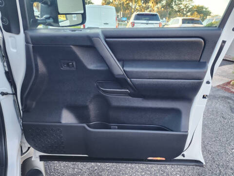 2011 Nissan Titan SL