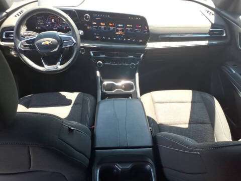 2024 Chevrolet Traverse LS