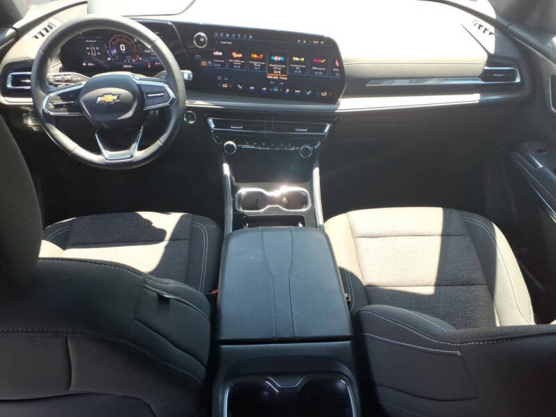 2024 Chevrolet Traverse LS