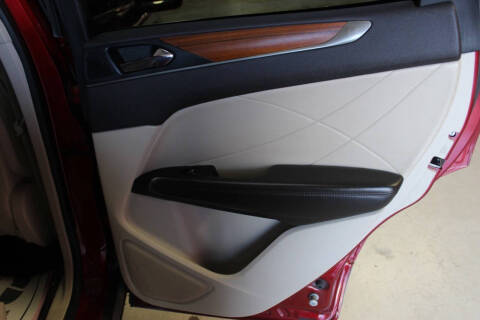 2019 Lincoln MKC Select