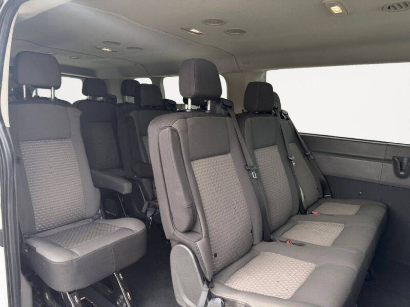 2023 Ford Transit 350 XLT