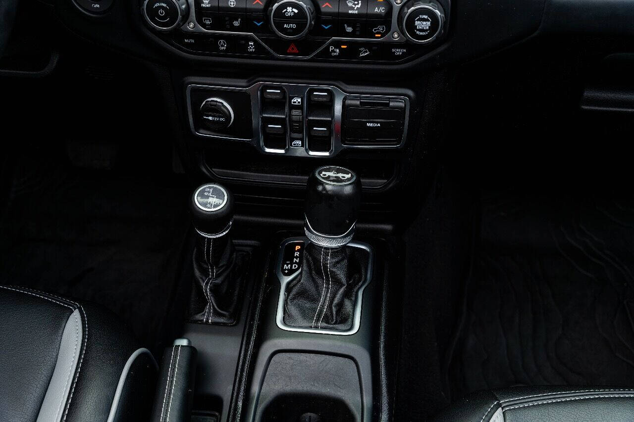 2020 JEEP Wrangler SUV / Crossover - $57,999