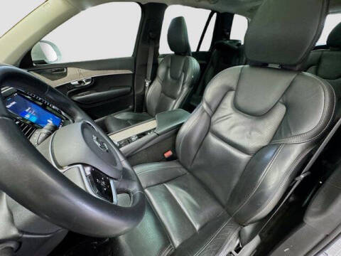 2023 Volvo XC90 Recharge T8 Ultimate Bright Theme 7P