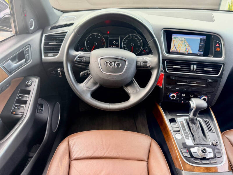 2017 Audi Q5 2.0T quattro Premium Plus