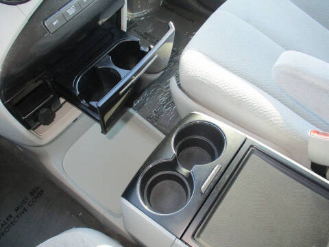 2014 Toyota Sienna LE 7-Passenger