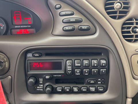 2004 Pontiac Bonneville SLE