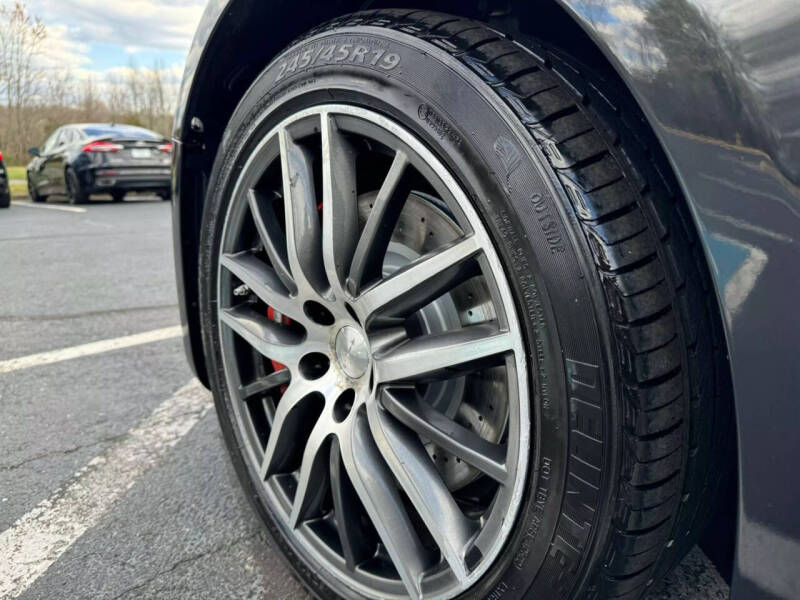 2015 Maserati Ghibli