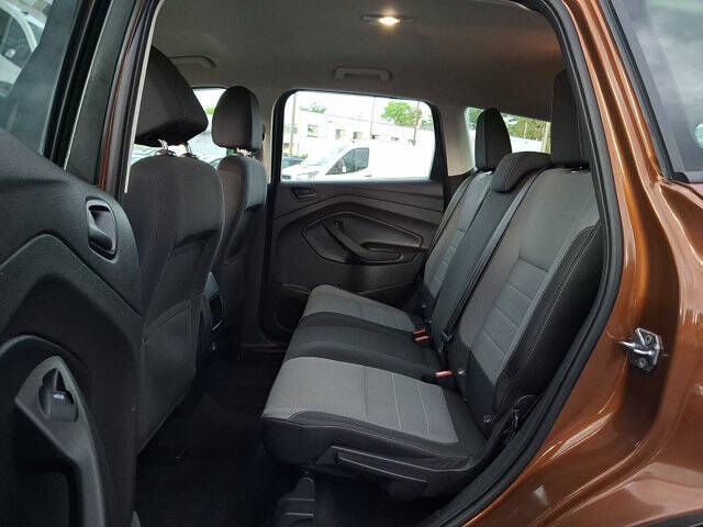2017 Ford Escape S