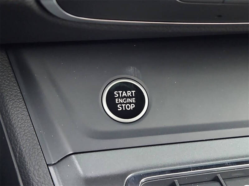 2025 Audi Q3 quattro S line Premium 45 TFSI