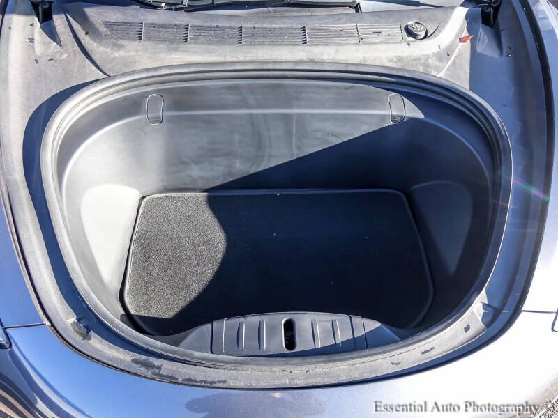 2019 Tesla Model 3 Performance