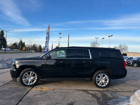 2017 Chevrolet Suburban LT
