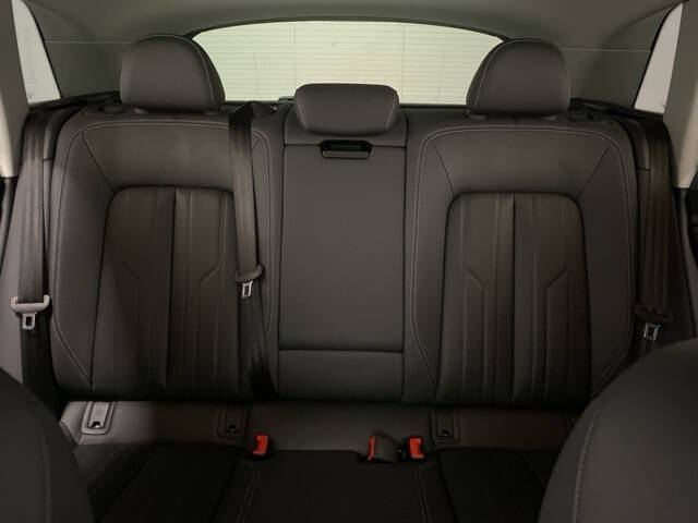 2024 Audi Q8 e-tron quattro Premium Plus