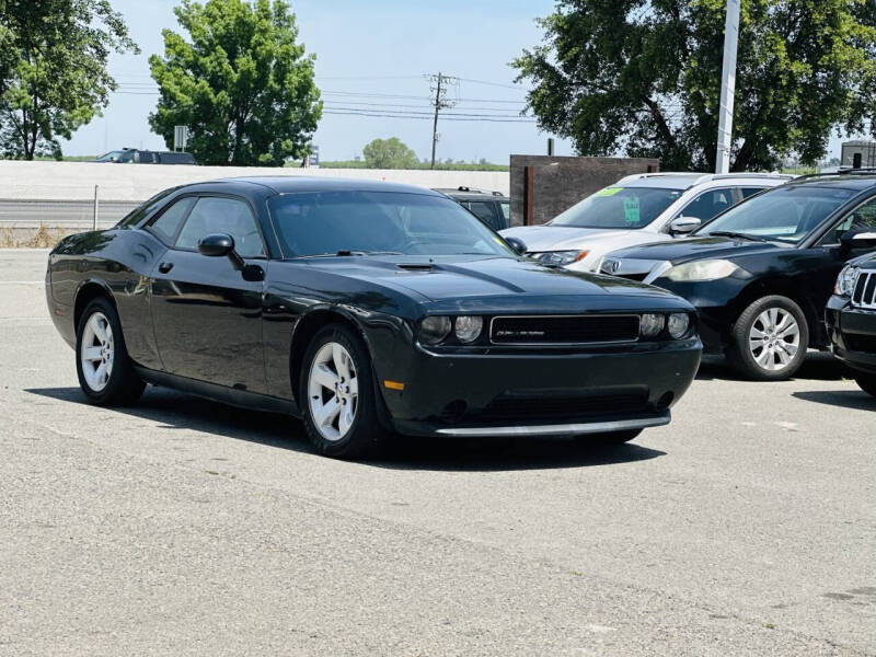 2014 Dodge Challenger SXT