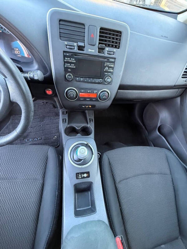 2015 Nissan LEAF S