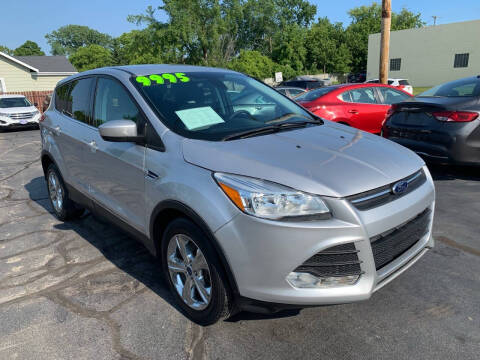 2015 Ford Escape for sale at DISCOVER AUTO SALES in Racine WI