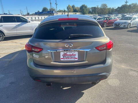 2016 Infiniti QX70