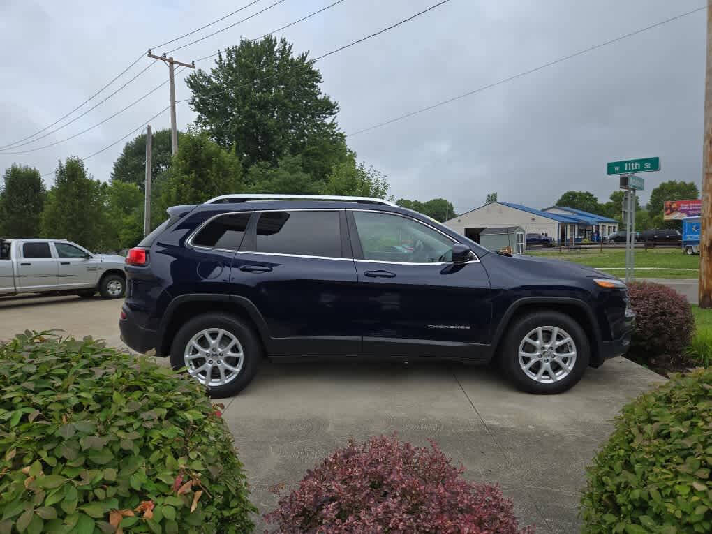 2015 Jeep Cherokee for sale at Dave Warren Used Car Super Center in Westfield, NY