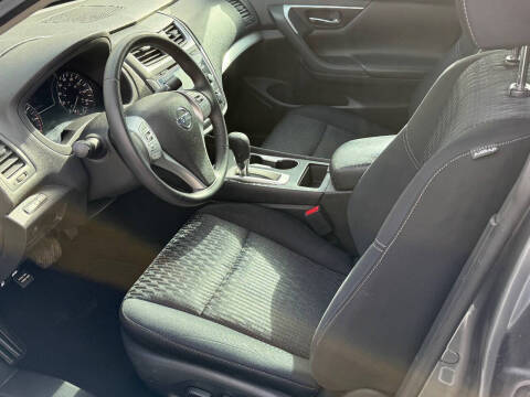 2017 Nissan Altima 2.5 SV