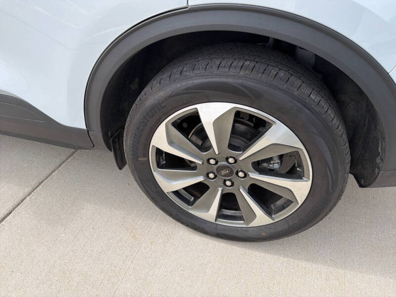 2025 Ford Escape Platinum