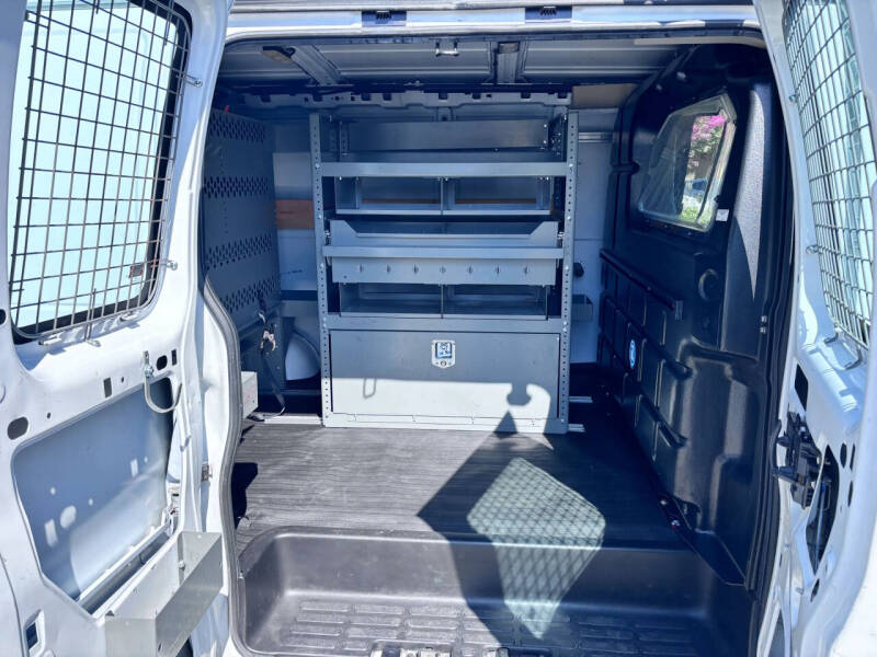 2017 Chevrolet Express 2500