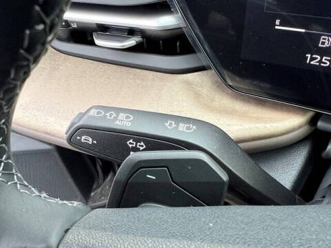 2025 Audi Q5 quattro Prestige TFSI