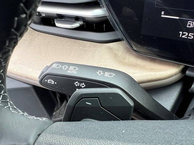 2025 Audi Q5 quattro Prestige TFSI