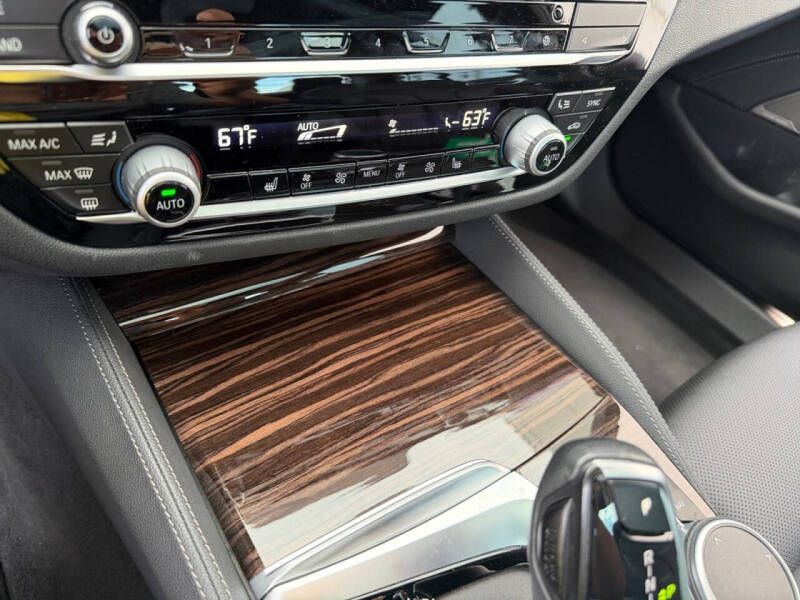 2022 BMW 5 Series 540i