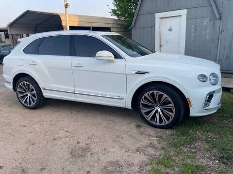 2022 Bentley Bentayga for sale at Strawberry Road Auto Sales in Pasadena TX