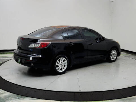 2013 Mazda MAZDA3 i Touring