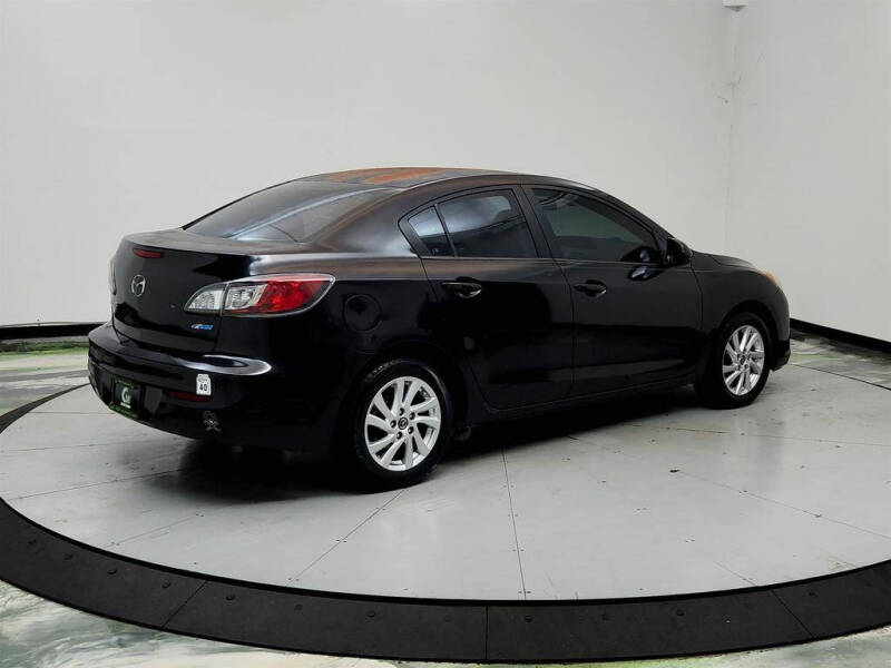 2013 Mazda MAZDA3 i Touring