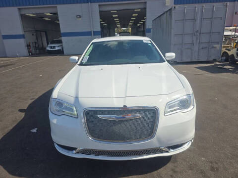 2018 Chrysler 300