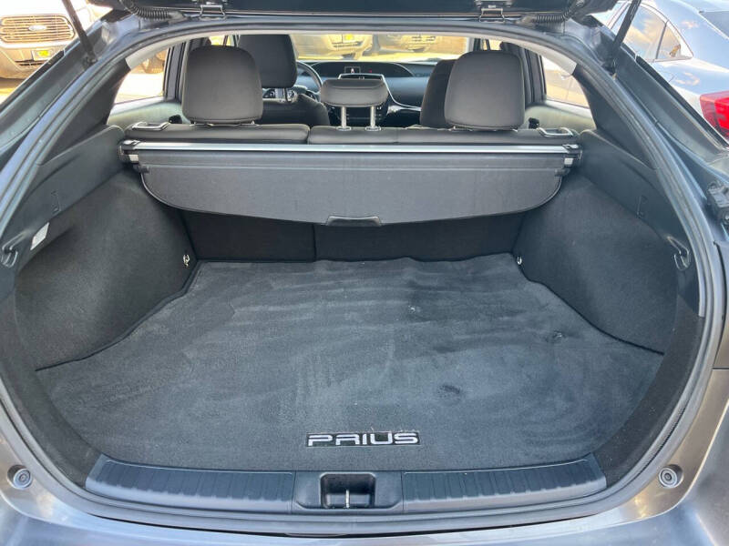 2020 Toyota Prius XLE