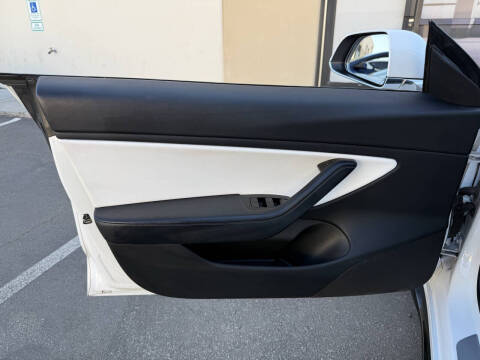 2018 Tesla Model 3 Performance