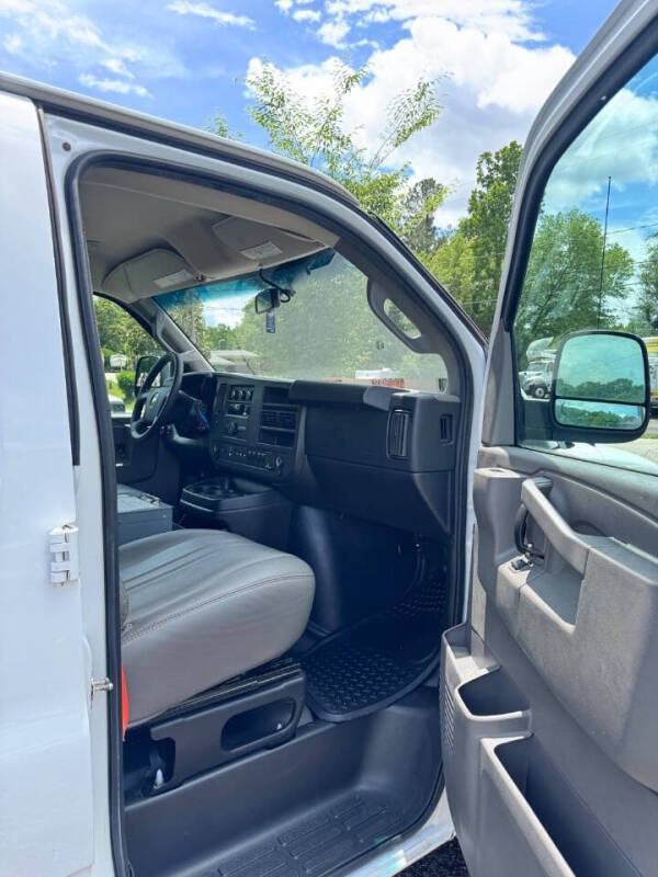 2017 Chevrolet Express 2500