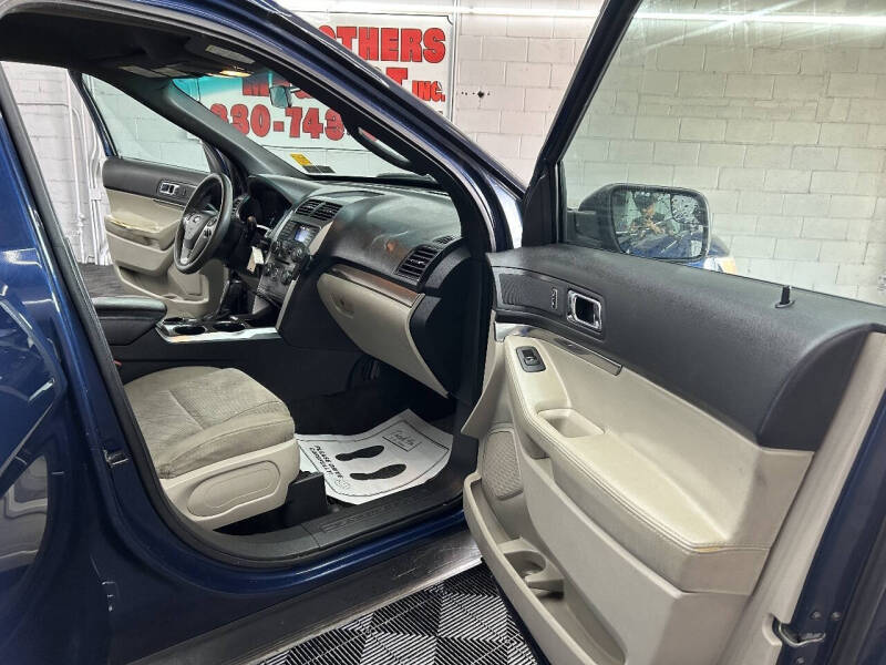 2012 Ford Explorer