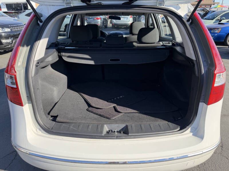 2011 Hyundai Elantra Touring GLS