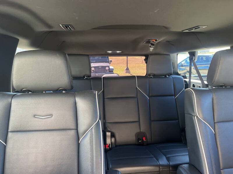 2022 Cadillac Escalade ESV Premium Luxury