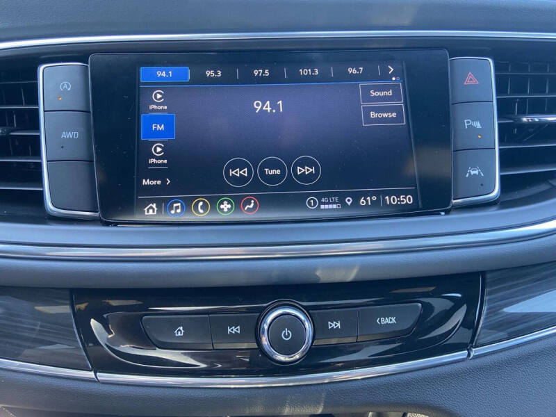 2024 Buick Enclave Essence
