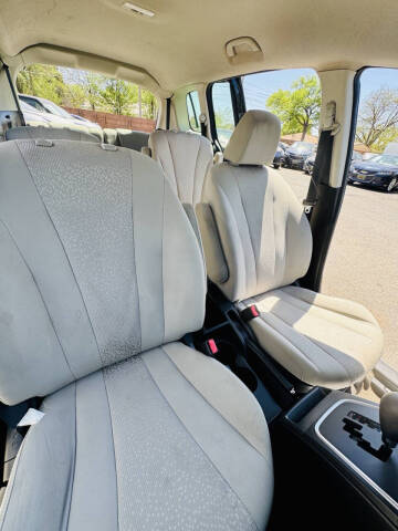 2012 Mazda MAZDA5 Sport