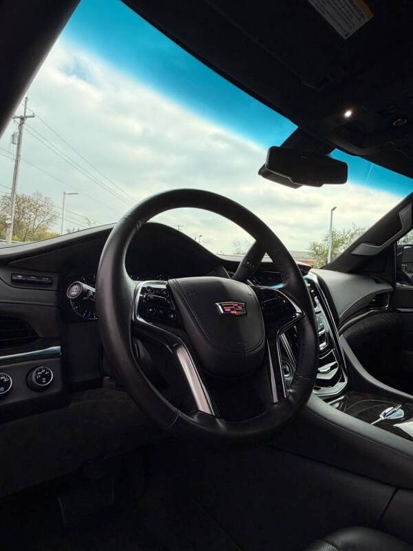 2016 Cadillac Escalade Platinum