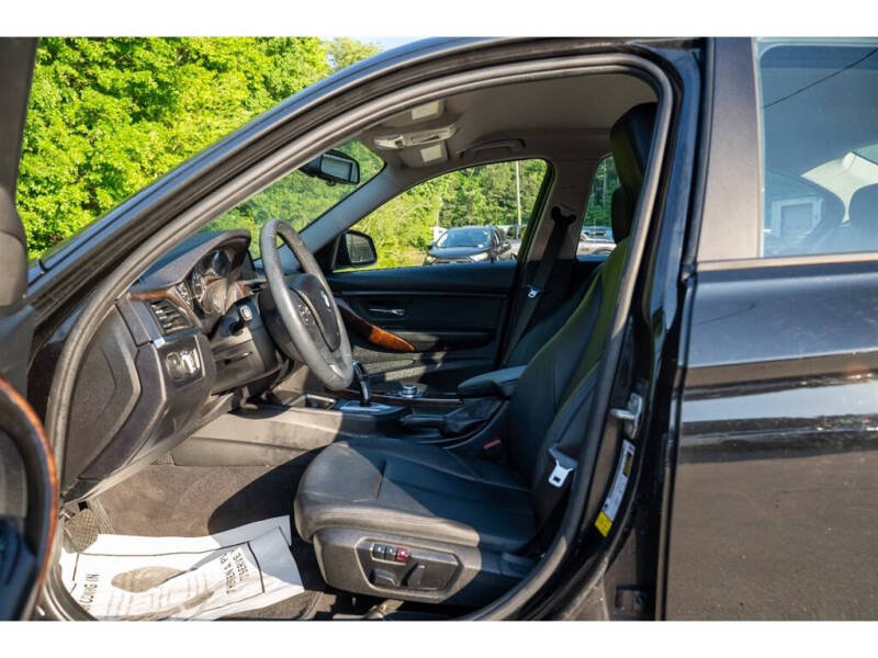 2013 BMW 3 Series 328i