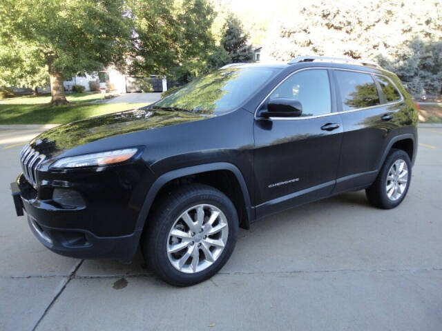 2014 Jeep Cherokee for sale at MAJESTIC MOTORS LLC in Longmont, CO