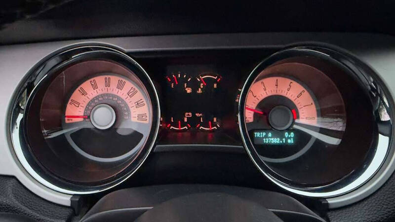 2012 Ford Mustang V6 Premium