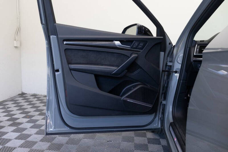 2020 Audi SQ5 3.0T quattro Premium Plus